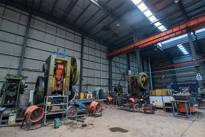 睢宁螺栓球网架公司